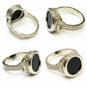 Ασημένιο σκαλιστό δαχτυλίδι με μαύρο όνυχα