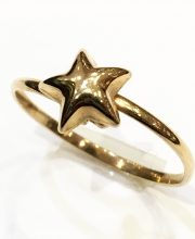 Παιδικό χρυσό δαχτυλίδι με αστεράκι