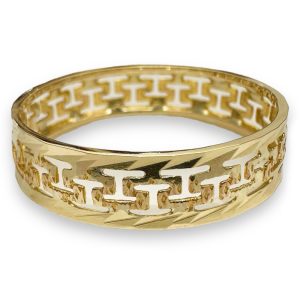 Χρυσό δαχτυλίδι με ανάγλυφο μαίανδρο